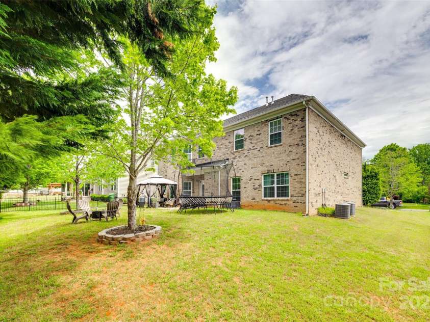 838 Lion Lane, Fort Mill, SC 29715.  MLS# CAR4251321, YatesRealty ID 13335. 