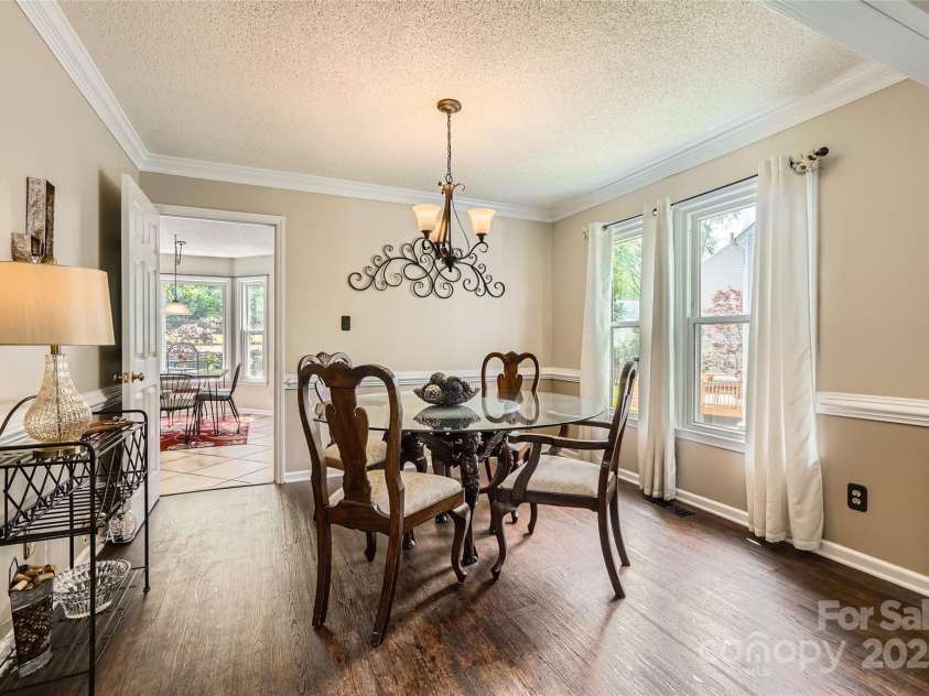 9517 Harris Glen Drive, Charlotte, NC 28269.  MLS# CAR4247828, YatesRealty ID 13336. 