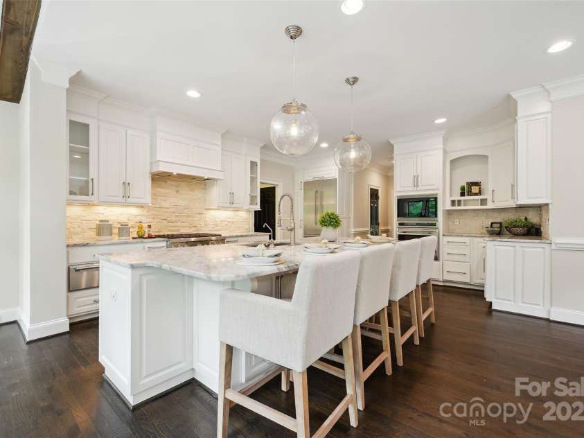 7812 Seton House Lane, Charlotte, NC 28277.  MLS# CAR4257199, YatesRealty ID 13337. 