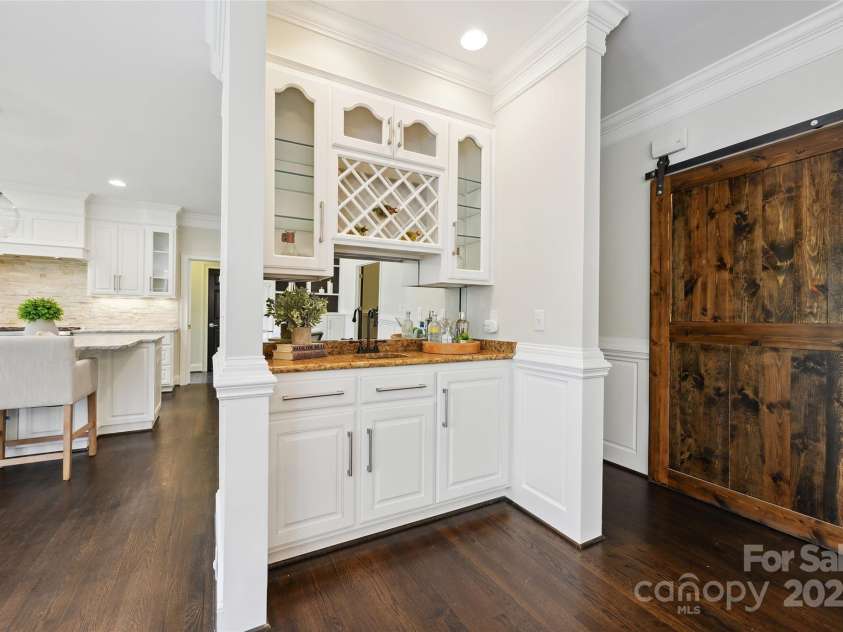 7812 Seton House Lane, Charlotte, NC 28277.  MLS# CAR4257199, YatesRealty ID 13337. 