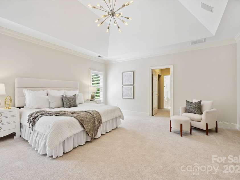 7812 Seton House Lane, Charlotte, NC 28277.  MLS# CAR4257199, YatesRealty ID 13337. 