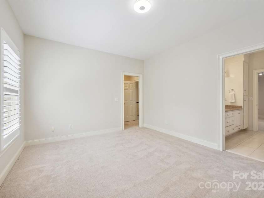7812 Seton House Lane, Charlotte, NC 28277.  MLS# CAR4257199, YatesRealty ID 13337. 