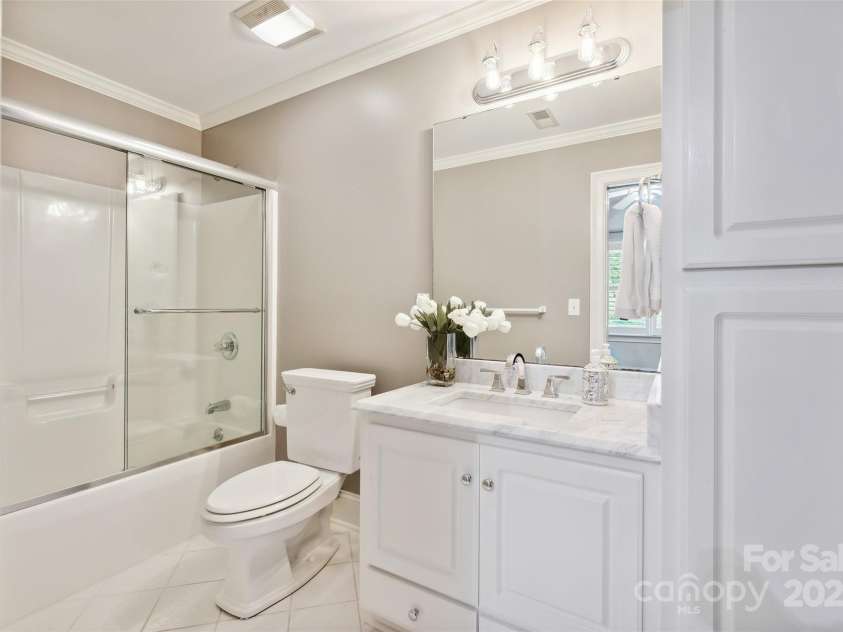 7812 Seton House Lane, Charlotte, NC 28277.  MLS# CAR4257199, YatesRealty ID 13337. 