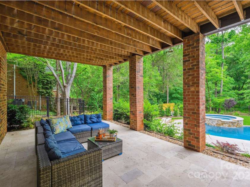 7812 Seton House Lane, Charlotte, NC 28277.  MLS# CAR4257199, YatesRealty ID 13337. 