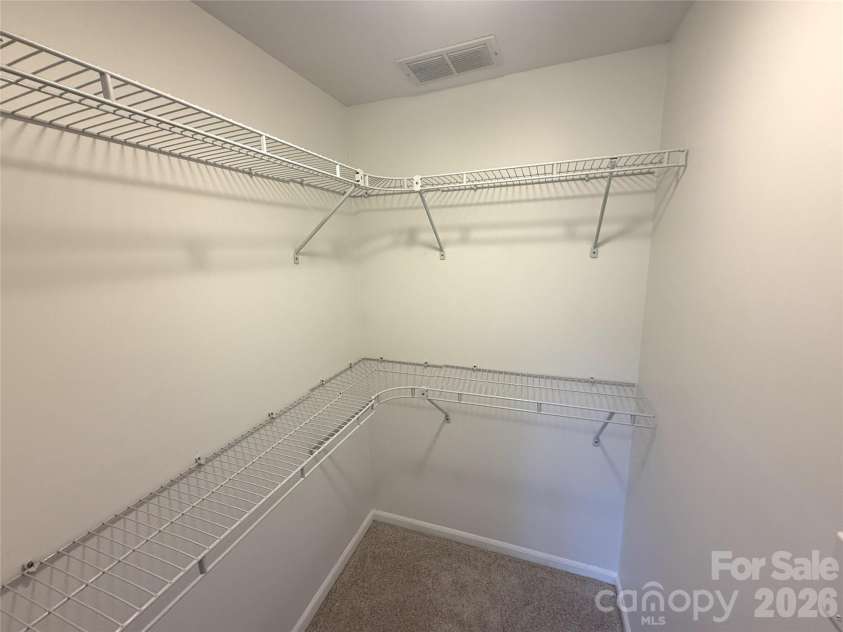 1645 Arlyn Circle, Charlotte, NC 28213.  MLS# CAR4354534, YatesRealty ID 13338. 