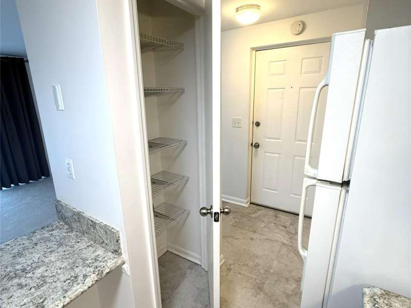 1645 Arlyn Circle, Charlotte, NC 28213.  MLS# CAR4354534, YatesRealty ID 13338. Pantry location in kitchen