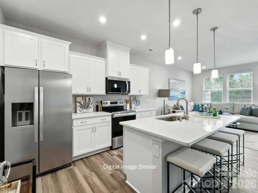 6022 Mallow Crossing Lane, Charlotte, NC 28213.  MLS# CAR4344705, YatesRealty ID 13341. 