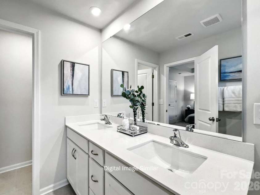 6022 Mallow Crossing Lane, Charlotte, NC 28213.  MLS# CAR4344705, YatesRealty ID 13341. 