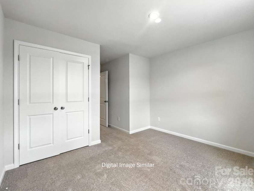 6022 Mallow Crossing Lane, Charlotte, NC 28213.  MLS# CAR4344705, YatesRealty ID 13341. 