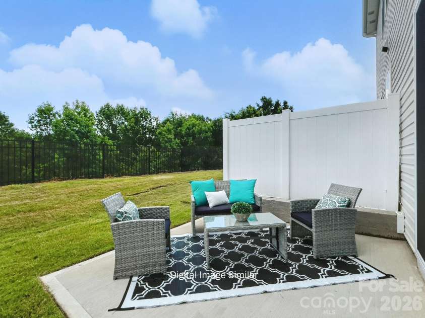 6022 Mallow Crossing Lane, Charlotte, NC 28213.  MLS# CAR4344705, YatesRealty ID 13341. 