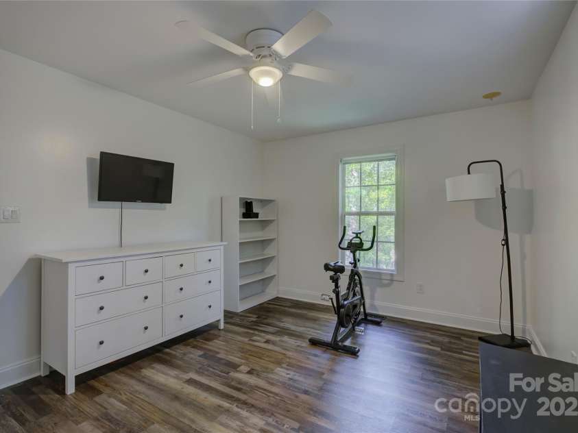 8322 Loma Linda Lane, Waxhaw, NC 28173.  MLS# CAR4238719, YatesRealty ID 13341. Bonus Room.