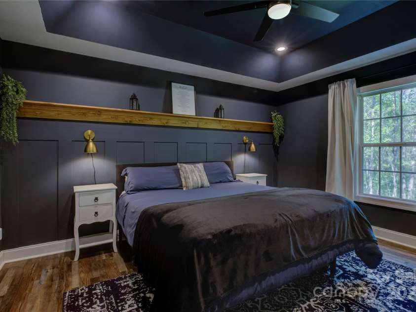 8322 Loma Linda Lane, Waxhaw, NC 28173.  MLS# CAR4238719, YatesRealty ID 13341. Primary Bedroom with tray ceiling and fan.