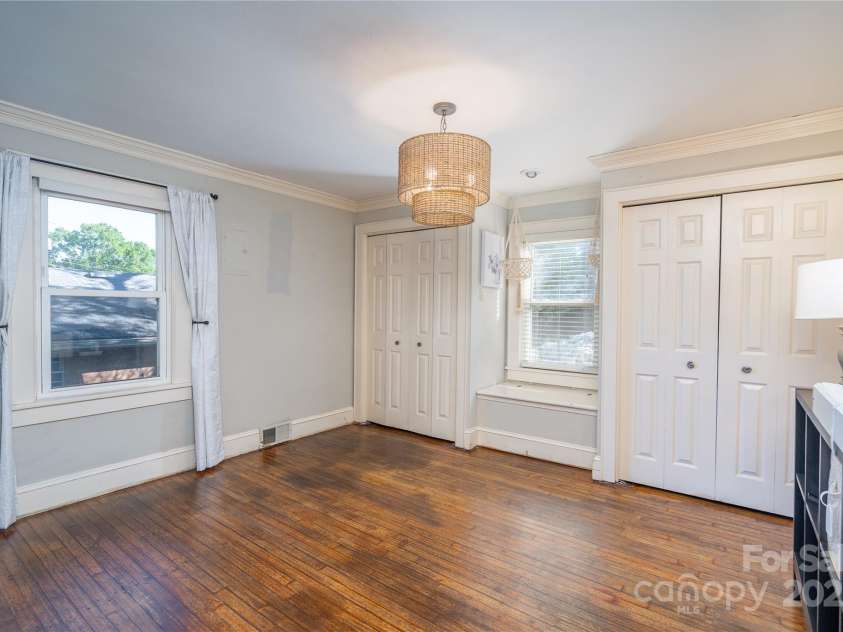 412 W D Avenue, Salisbury, NC 28144.  MLS# CAR4241062, YatesRealty ID 13343. 
