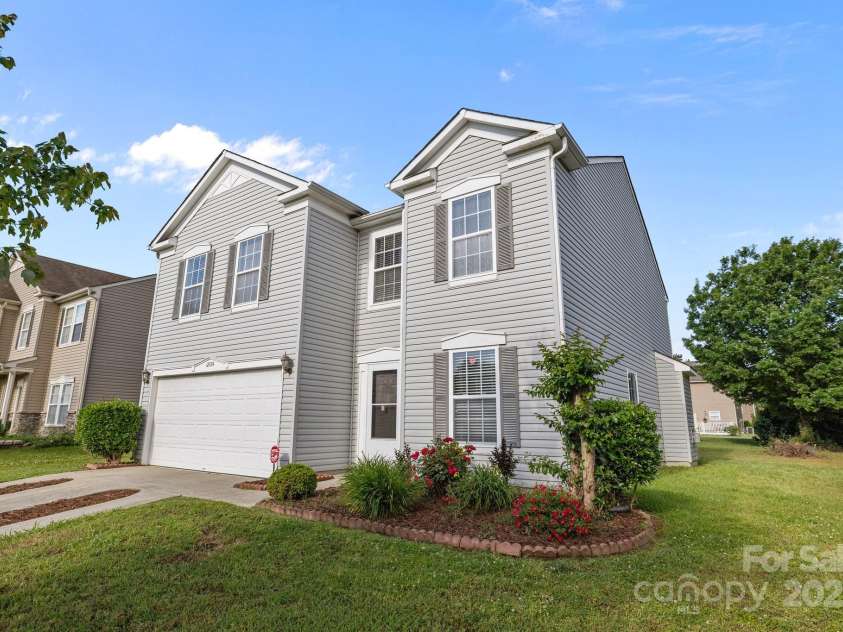 12724 Frank Wiley Lane, Charlotte, NC 28278.  MLS# CAR4255501, YatesRealty ID 13344. 