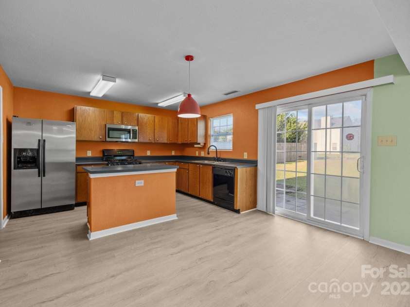 12724 Frank Wiley Lane, Charlotte, NC 28278.  MLS# CAR4255501, YatesRealty ID 13344. 