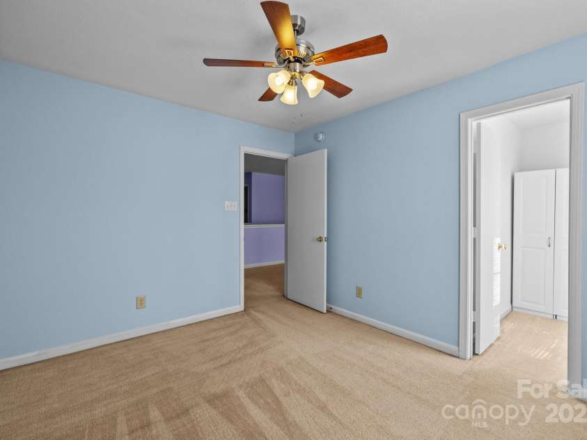 12724 Frank Wiley Lane, Charlotte, NC 28278.  MLS# CAR4255501, YatesRealty ID 13344. 