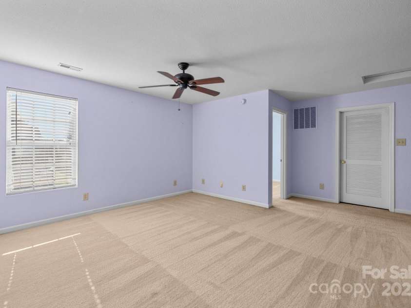 12724 Frank Wiley Lane, Charlotte, NC 28278.  MLS# CAR4255501, YatesRealty ID 13344. 