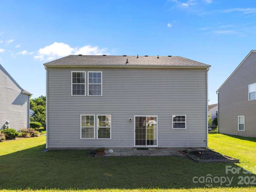 12724 Frank Wiley Lane, Charlotte, NC 28278.  MLS# CAR4255501, YatesRealty ID 13344. 