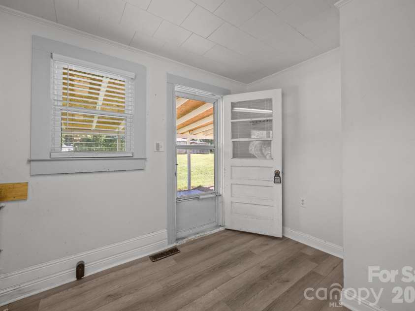 3840 Old Mocksville Road, Salisbury, NC 28144.  MLS# CAR4332032, YatesRealty ID 13344. 