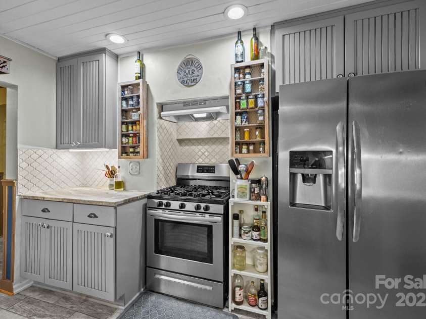 3905 NC Hwy 213 Highway, Marshall, NC 28753.  MLS# CAR4258413, YatesRealty ID 13345. 