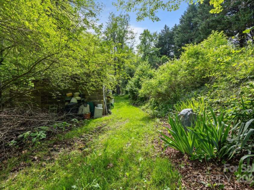 3905 NC Hwy 213 Highway, Marshall, NC 28753.  MLS# CAR4258413, YatesRealty ID 13345. 