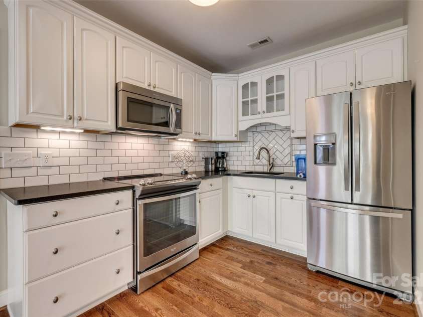 2058 Manila Bay Lane, Fort Mill, SC 29708.  MLS# CAR4245018, YatesRealty ID 13346. 
