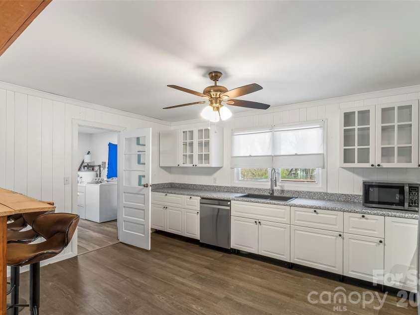 103 Clark Street, Marion, NC 28752.  MLS# CAR4319904, YatesRealty ID 13347. 