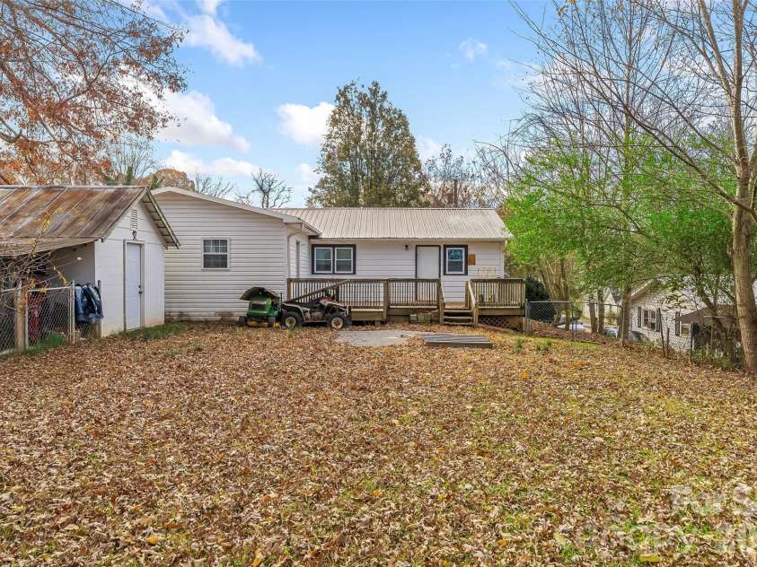 103 Clark Street, Marion, NC 28752.  MLS# CAR4319904, YatesRealty ID 13347. 