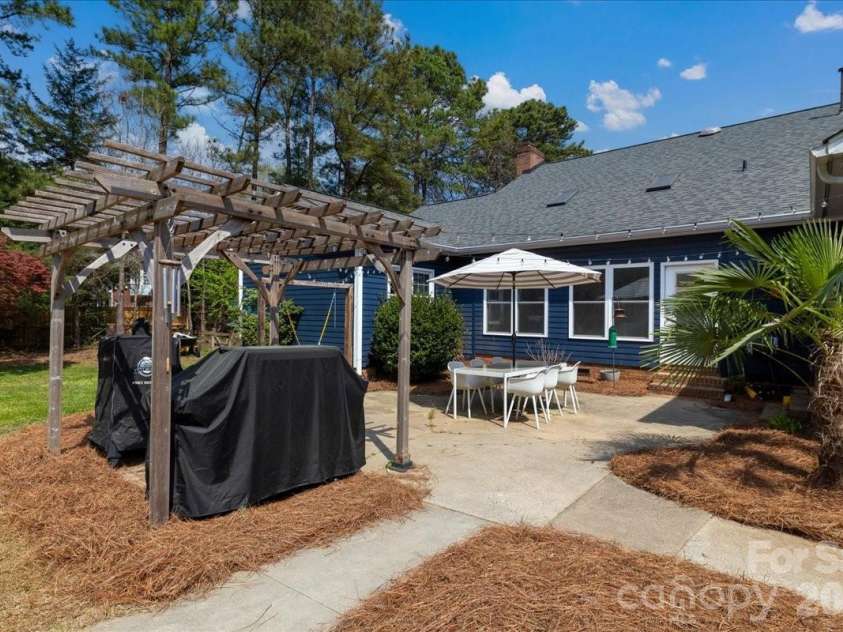 2107 Eakle Drive, Rock Hill, SC 29732.  MLS# CAR4358858, YatesRealty ID 13348. 