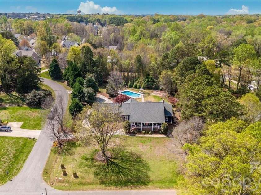 2107 Eakle Drive, Rock Hill, SC 29732.  MLS# CAR4358858, YatesRealty ID 13348. 