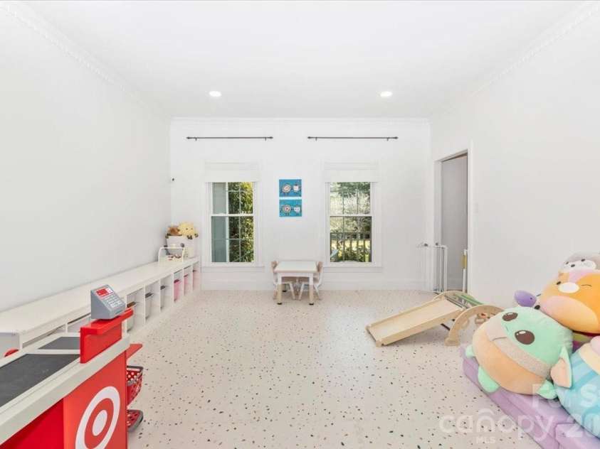 2107 Eakle Drive, Rock Hill, SC 29732.  MLS# CAR4358858, YatesRealty ID 13348. Playroom on Main