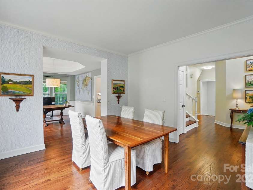 21300 Crown Lake Drive, Cornelius, NC 28031.  MLS# CAR4251104, YatesRealty ID 13348. 