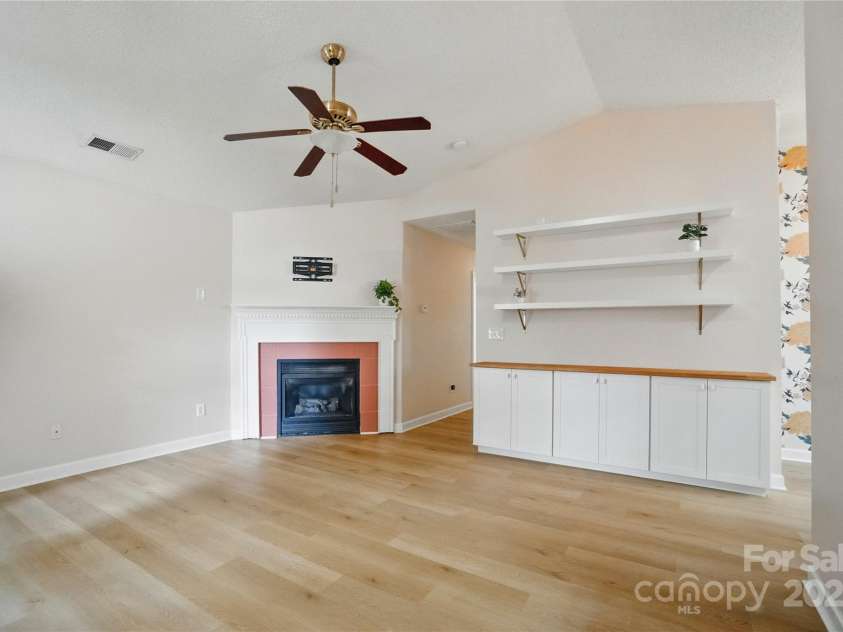 1162 Willet Drive, Rock Hill, SC 29732.  MLS# CAR4254940, YatesRealty ID 13349. 