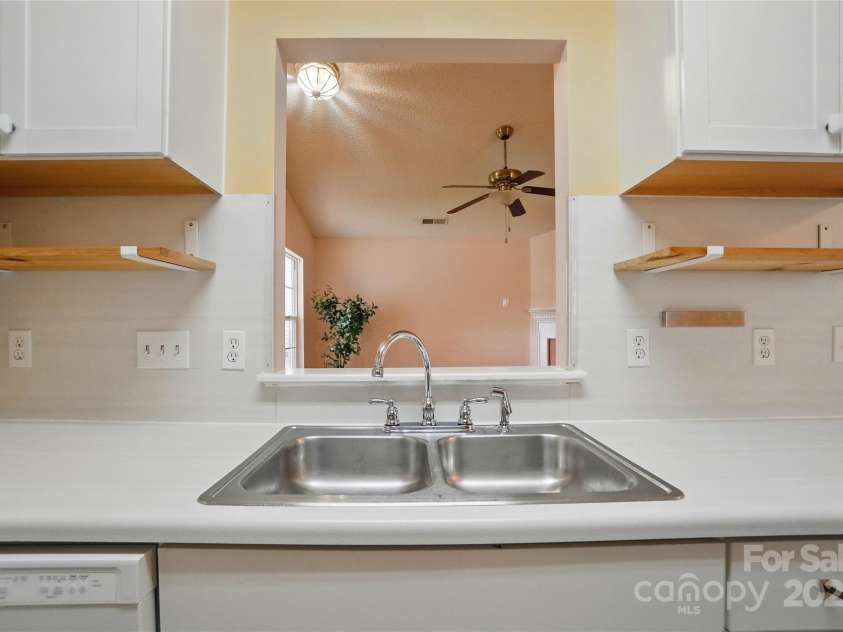 1162 Willet Drive, Rock Hill, SC 29732.  MLS# CAR4254940, YatesRealty ID 13349. 