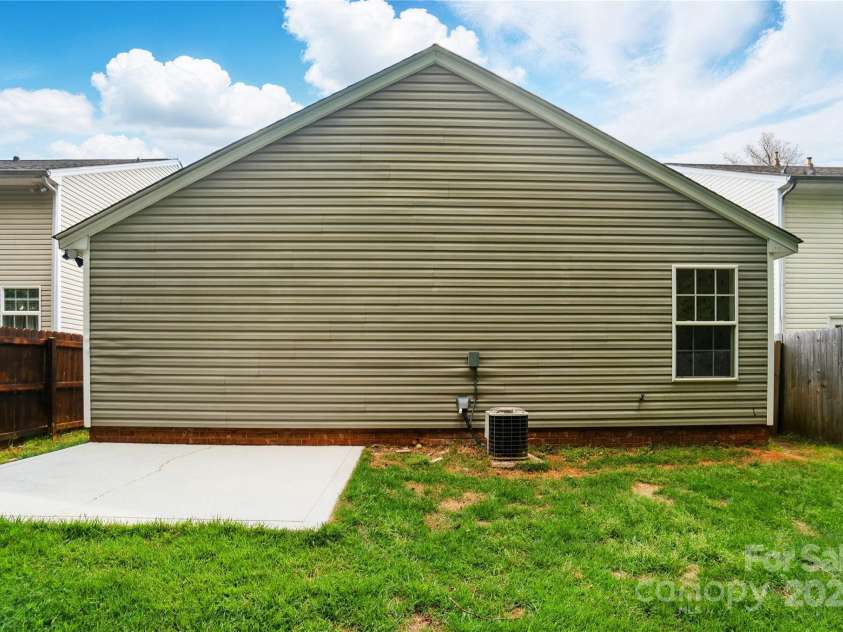 1162 Willet Drive, Rock Hill, SC 29732.  MLS# CAR4254940, YatesRealty ID 13349. 