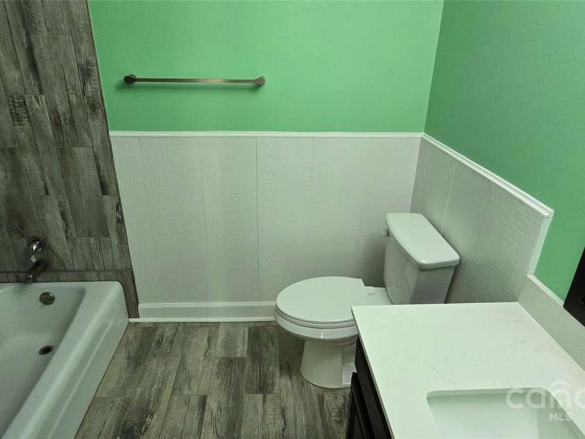 401 Pamela Street, Gastonia, NC 28054.  MLS# CAR4258962, YatesRealty ID 13350. 