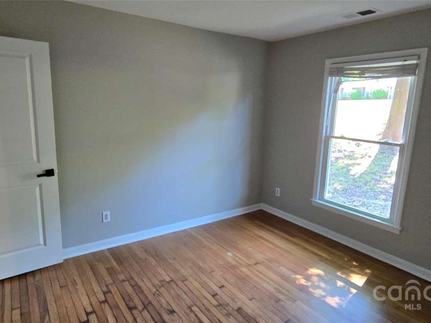 401 Pamela Street, Gastonia, NC 28054.  MLS# CAR4258962, YatesRealty ID 13350. 