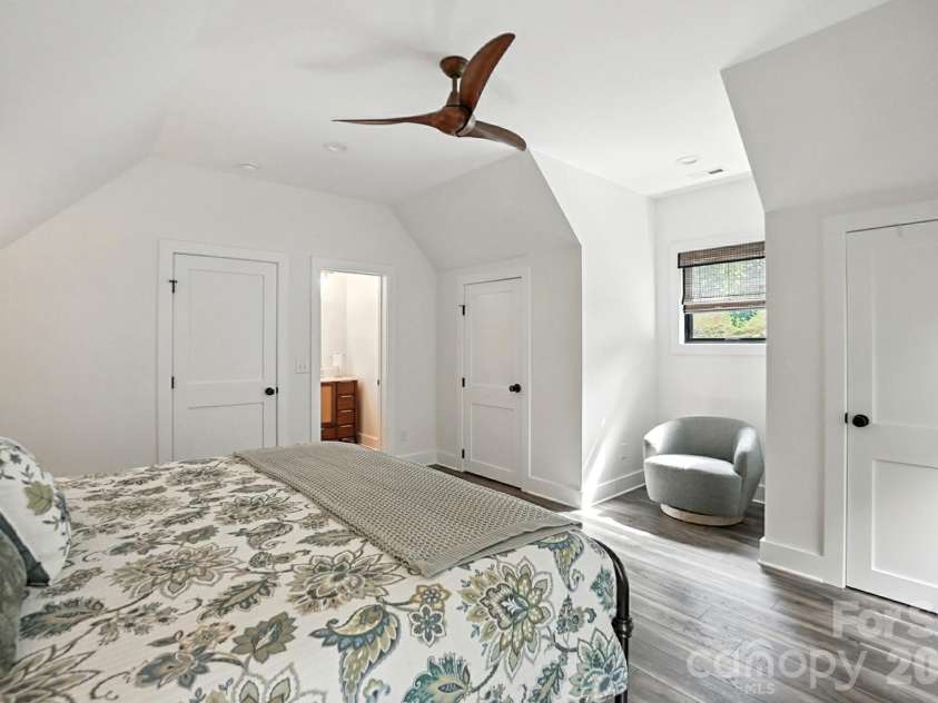 727 Riverwind Drive, Lansing, NC 28643.  MLS# CAR4368112, YatesRealty ID 13350. 