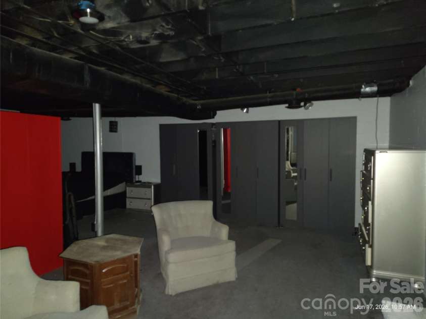 213 Lakeview Drive, Harrisburg, NC 28075.  MLS# CAR4397763, YatesRealty ID 13351. 