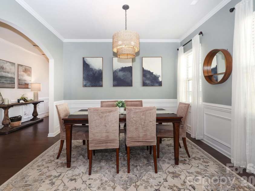 17417 Snug Harbor Drive, Charlotte, NC 28278.  MLS# CAR4345334, YatesRealty ID 13352. 