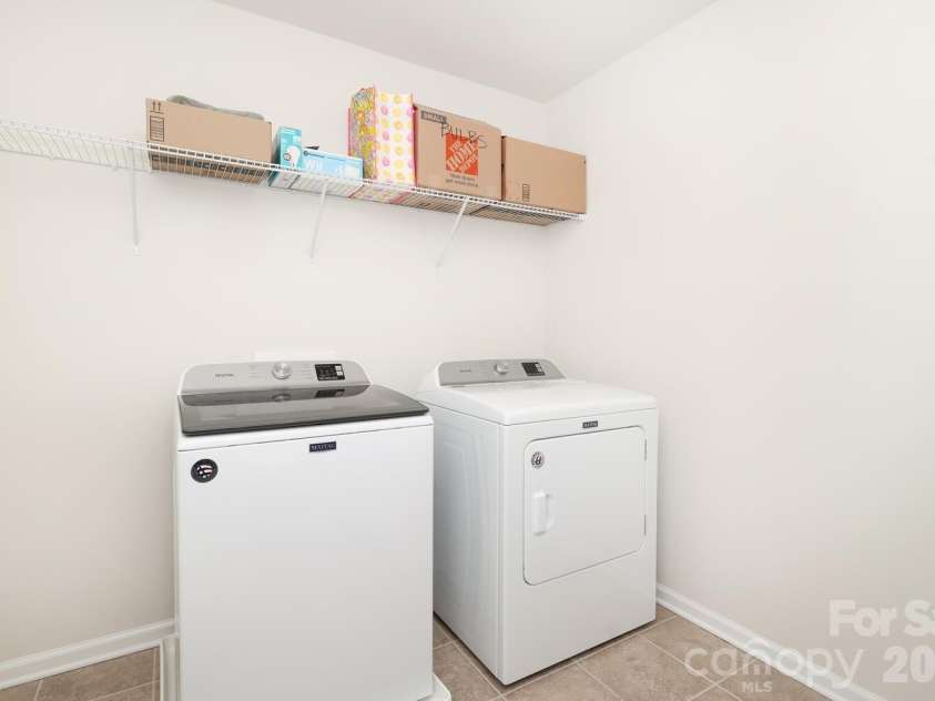 17417 Snug Harbor Drive, Charlotte, NC 28278.  MLS# CAR4345334, YatesRealty ID 13352. 