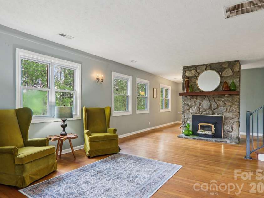 74 Link Circle, Maggie Valley, NC 28751.  MLS# CAR4369543, YatesRealty ID 13353. 