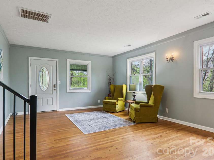 74 Link Circle, Maggie Valley, NC 28751.  MLS# CAR4369543, YatesRealty ID 13353. 