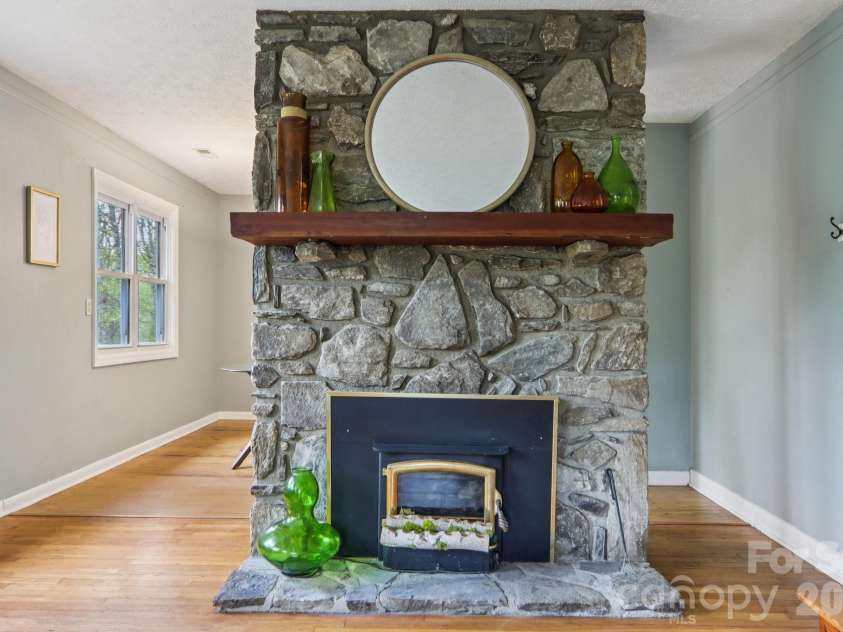 74 Link Circle, Maggie Valley, NC 28751.  MLS# CAR4369543, YatesRealty ID 13353. 