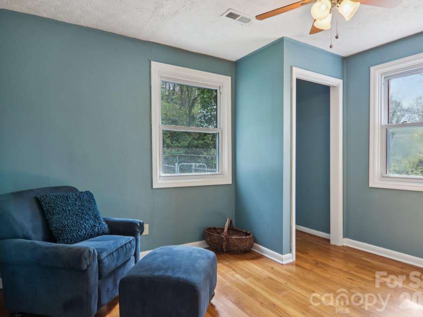 74 Link Circle, Maggie Valley, NC 28751.  MLS# CAR4369543, YatesRealty ID 13353. 