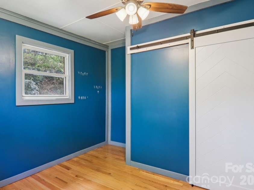 74 Link Circle, Maggie Valley, NC 28751.  MLS# CAR4369543, YatesRealty ID 13353. 