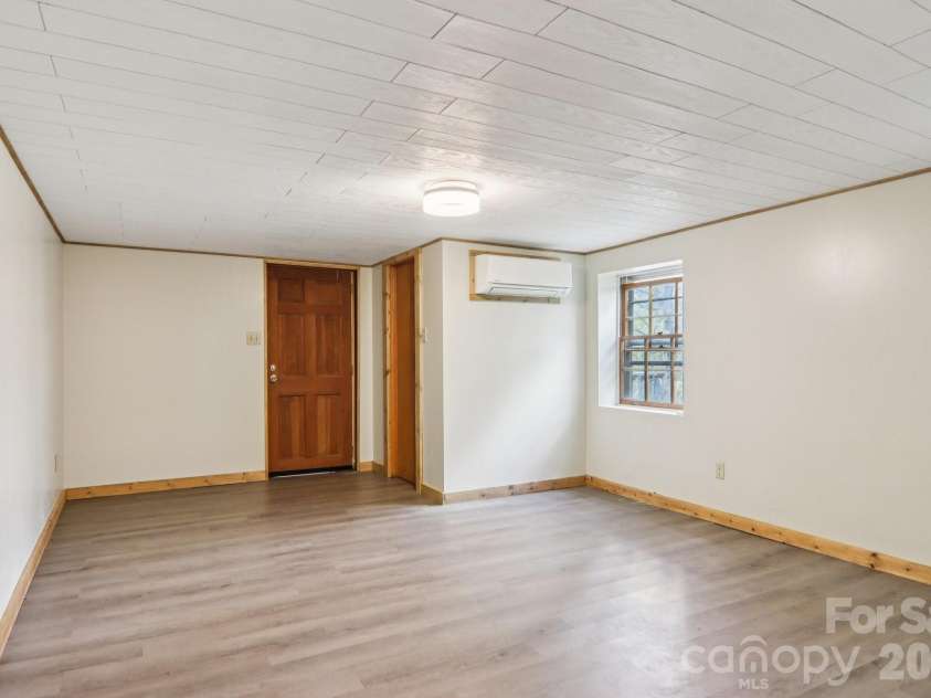 74 Link Circle, Maggie Valley, NC 28751.  MLS# CAR4369543, YatesRealty ID 13353. 