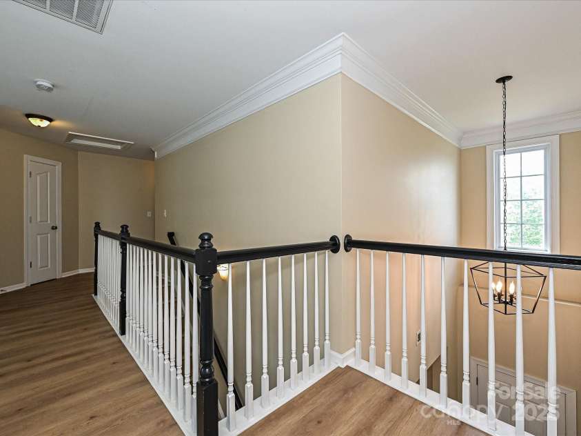 9700 Ravenscroft Lane, Concord, NC 28027.  MLS# CAR4256328, YatesRealty ID 13353. 