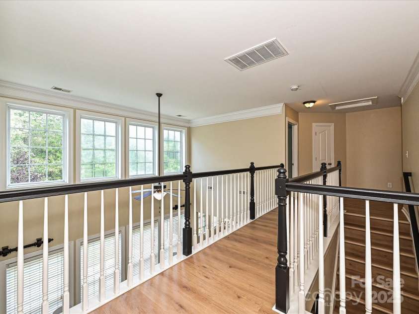 9700 Ravenscroft Lane, Concord, NC 28027.  MLS# CAR4256328, YatesRealty ID 13353. 