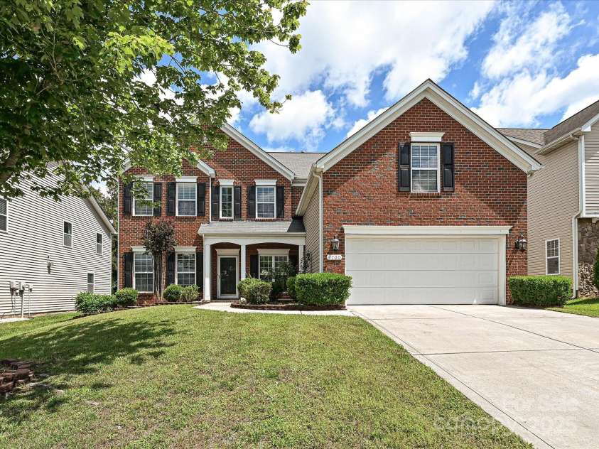 9700 Ravenscroft Lane, Concord, NC 28027.  MLS# CAR4256328, YatesRealty ID 13353. 9700 Ravenscraft Ln NW